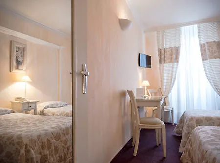 Grand De Hotel