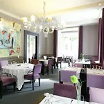 Grand De 3*