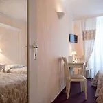 Grand De Hotel