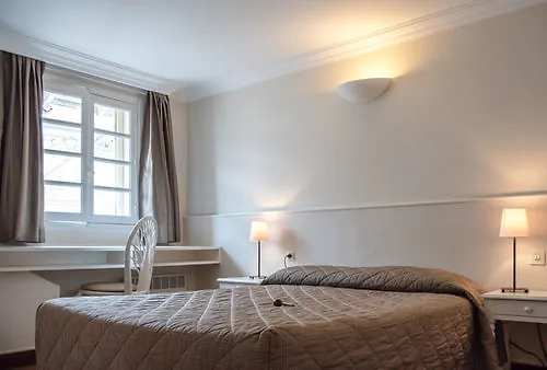 Grand De Ξενοδοχείο